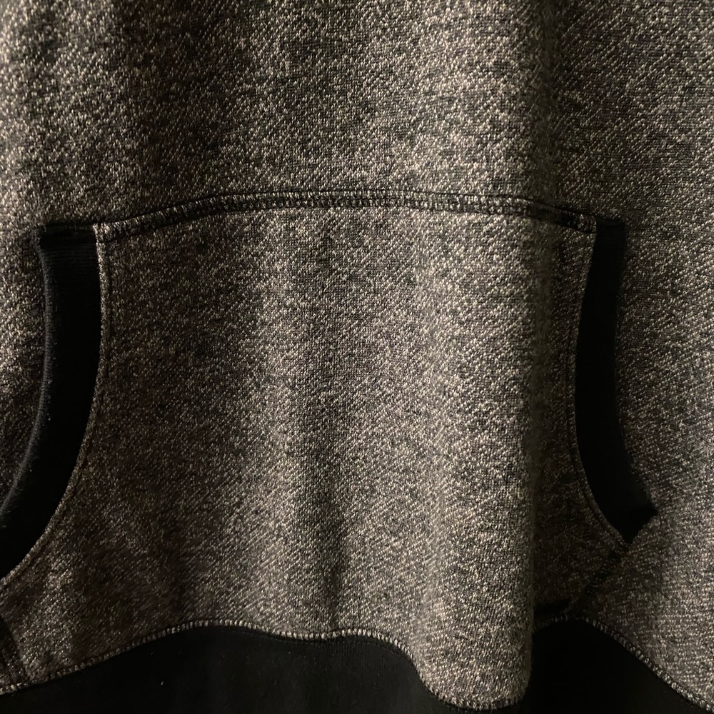 EXPRESS FLEECE PULLOVER - Picture 3 of 3
